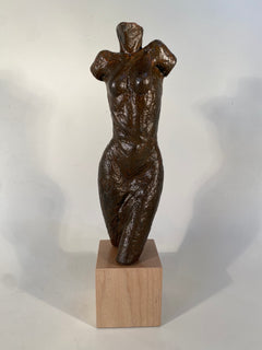 Diva Iron Resin